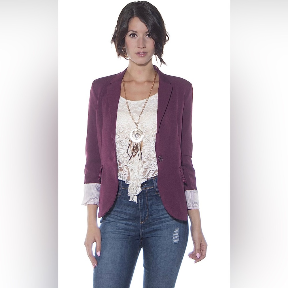 Ambiance Women's Cuffed Sleeve One Button Boyfriend Blazer Small Burgundy